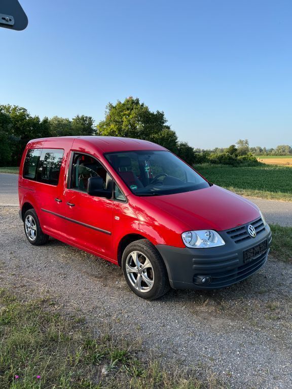 Rot Gebraucht 2010 VW Caddy Life Van / Kleinbus | 6.400 € (Guter Preis) - Bild 1/4