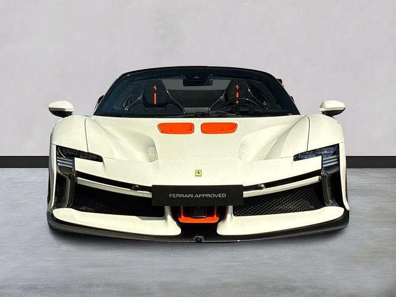 Neu Ferrari SF90 1030 PS (757 kW) 2025 Weiß Cabrio