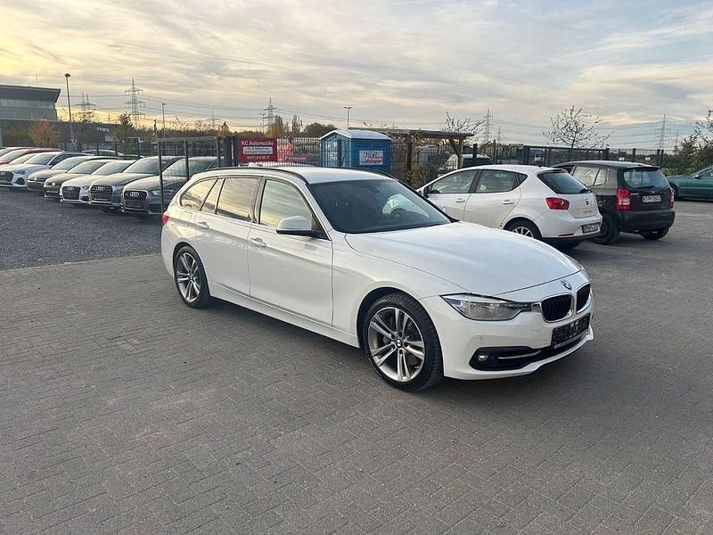 Alpinweiss iii Gebraucht 2018 BMW 340 Sport Line Kombi | 17.999 € - Bild 1/4