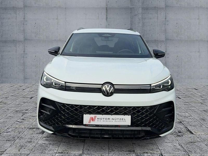 Gebraucht VW Tiguan R-line 193 PS (141 kW) 2025 Weiß SUV