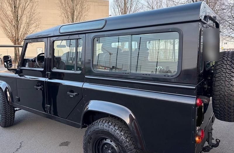 Gebraucht Land Rover Defender 122 PS (89 kW) 2012 Schwarz SUV