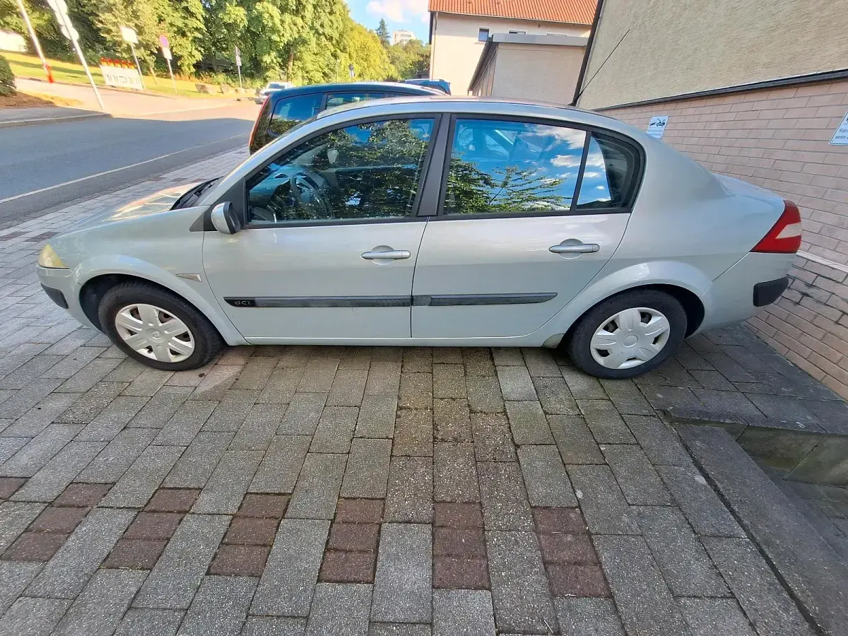 Gebraucht Renault Mégane II 86 PS (63 kW) 2003 Limousine