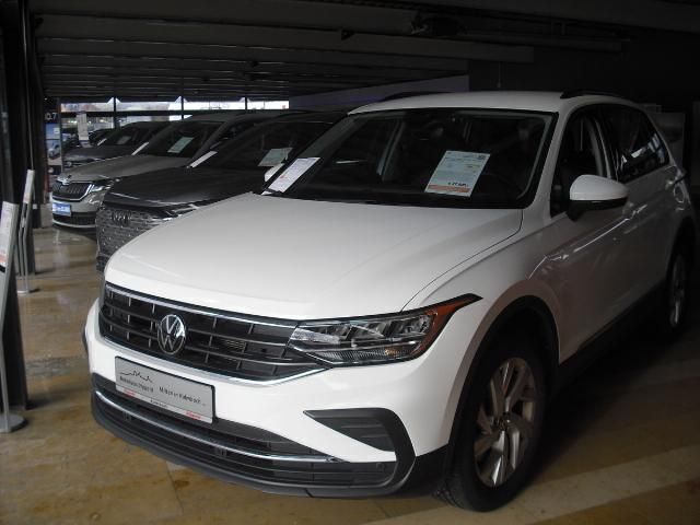 Gebraucht 2023 VW Tiguan Life SUV | 37.800 € (Etwas zu teuer) - Bild 1/4