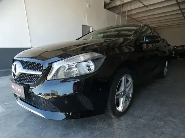 Gebraucht Mercedes A180 Progressive 122 PS (89 kW) 2016 Schwarz Kleinwagen