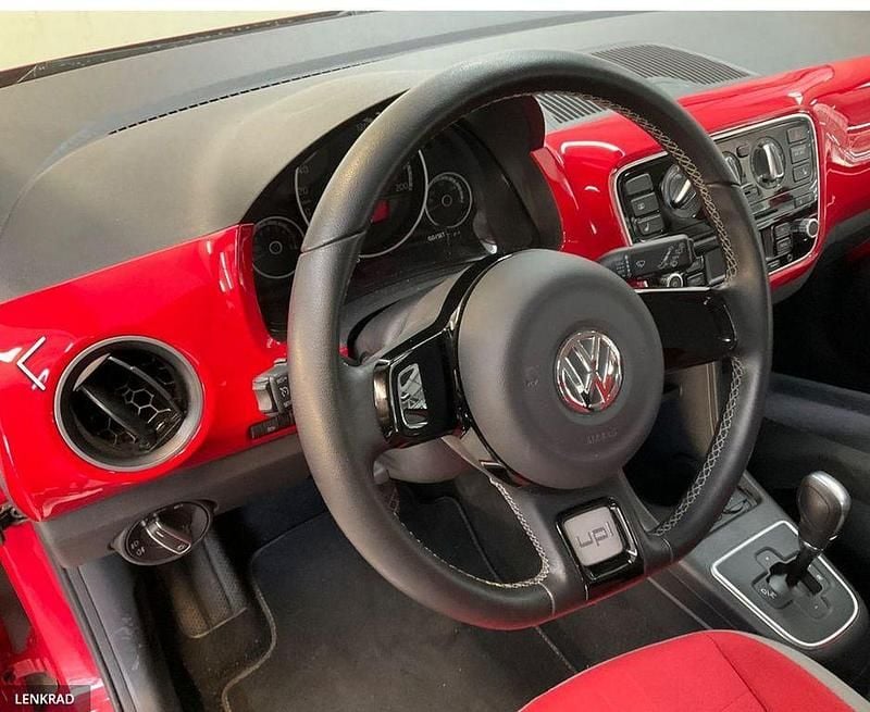 Gebraucht VW cross up! 75 PS (55 kW) 2016 Rot Kleinwagen