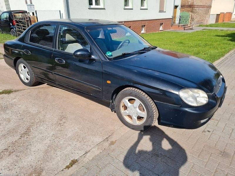 Gebraucht Hyundai Sonata GLS 160 PS (117 kW) 2001 Schwarz Limousine