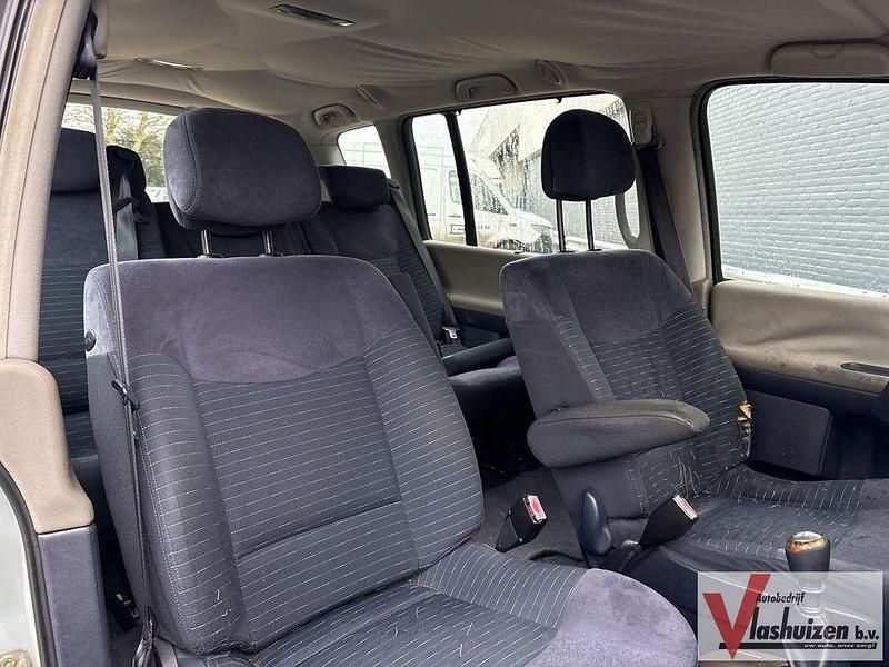 Gebraucht Renault Espace 163 PS (119 kW) 2004 Grau Van / Kleinbus