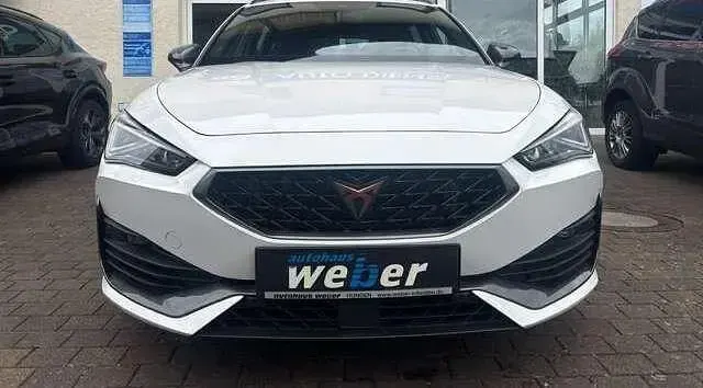 Gebraucht Cupra Leon 300 PS (220 kW) 2024 Weiß