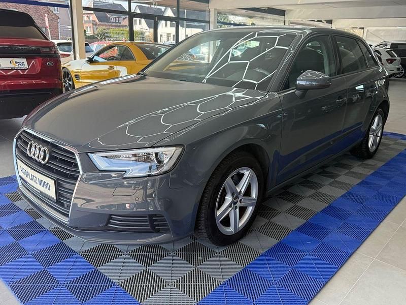 Gebraucht Audi A3 Basis 150 PS (110 kW) 2020 Grau Limousine