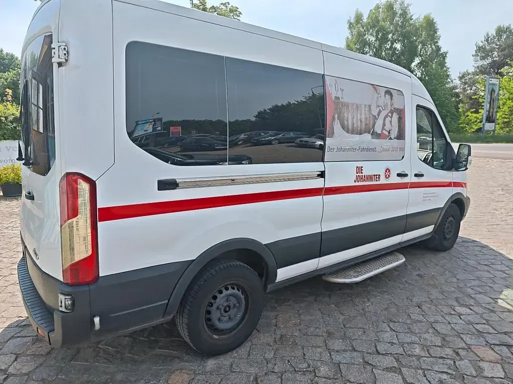 Gebraucht Ford Transit Trend 125 PS (91 kW) 2015 Weiß Kombi