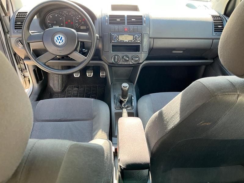 Gebraucht VW Polo 101 PS (74 kW) 2002 Silber Kleinwagen