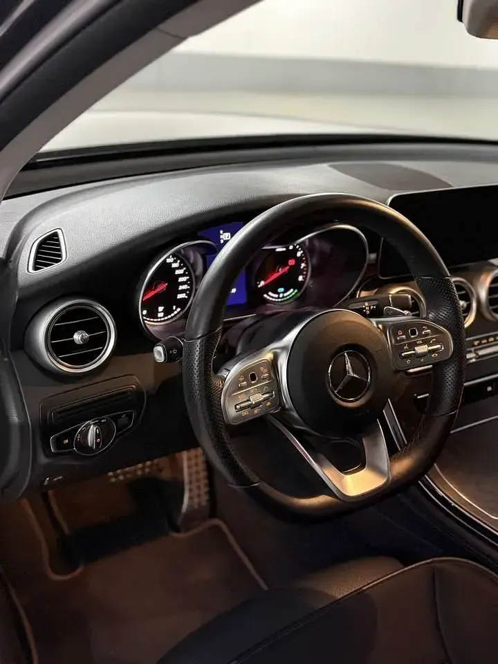 Gebraucht Mercedes GLC200 197 PS (144 kW) 2020 SUV