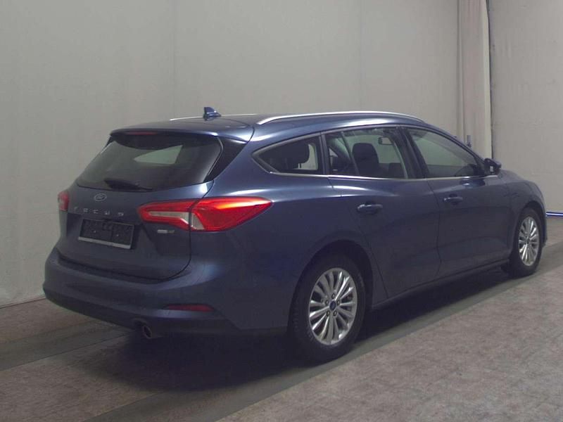 Gebraucht Ford Focus Titanium 125 PS (91 kW) 2021 Chroma blau metallic Kombi