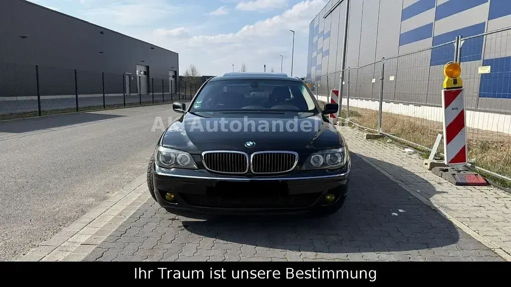 Gebraucht BMW 740 Sport Line 306 PS (225 kW) 2006 Schwarz Limousine