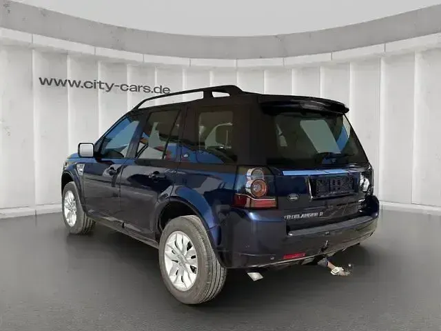 Gebraucht Land Rover Freelander 2 SE 150 PS (110 kW) 2014 Blau SUV