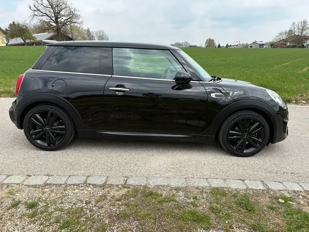 Occasion Mini Cooper 136 ch (100 kW) 2017 Noir Citadine