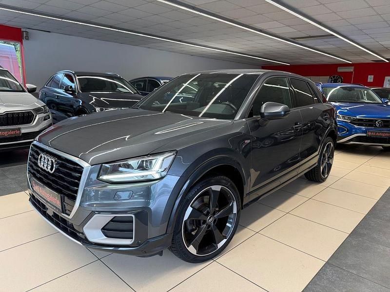 Grau Gebraucht 2018 Audi Q2 Sport SUV | 18.999 € (Etwas zu teuer) - Bild 1/4