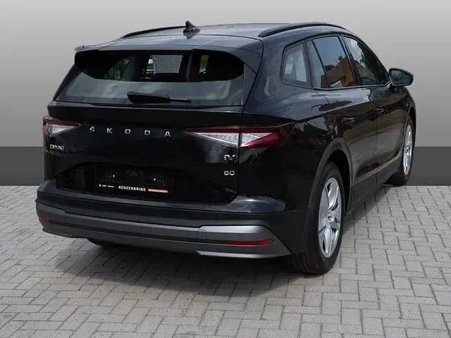 Gebraucht Skoda Enyaq iV Loft 131 kW (179 PS) 2022 Schwarz SUV