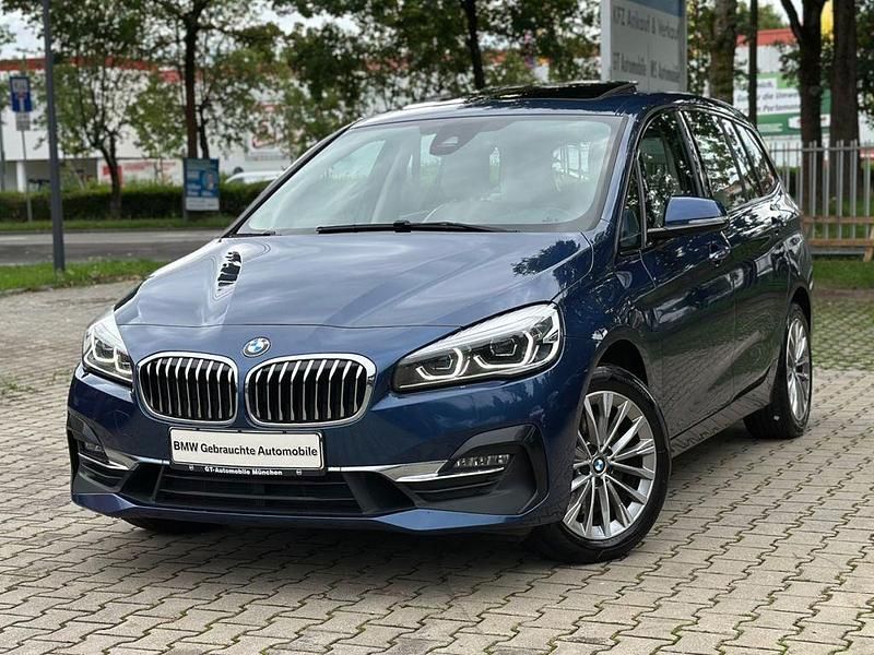 Blau Gebraucht 2022 BMW 220 Luxury Line Van / Kleinbus | 18.900 € (Superpreis) - Bild 1/4