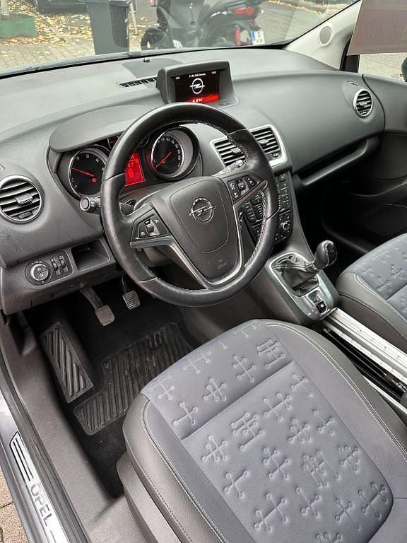 Second-hand Opel Meriva 95 CP (69 kW) 2016 Gri Monovolum