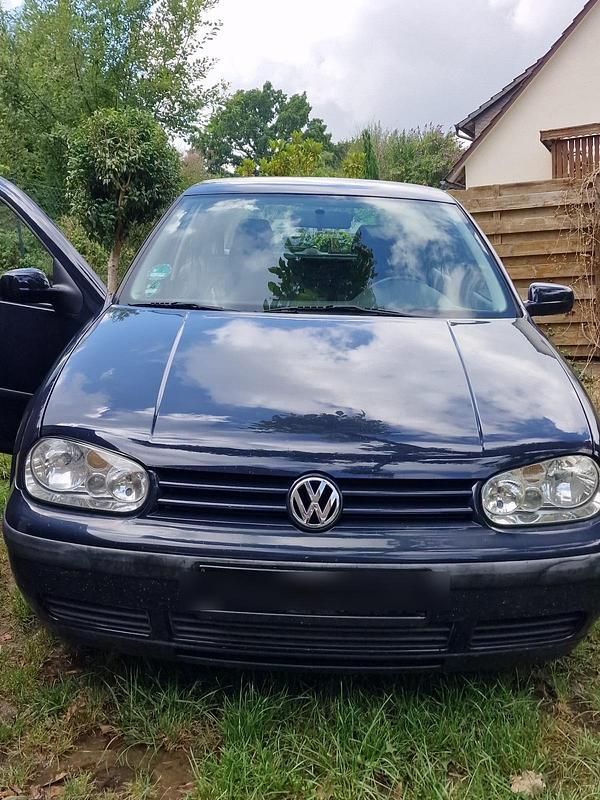 Gebraucht 1999 VW Golf IV Kleinwagen | 900 € (Fairer Preis) - Bild 1/4