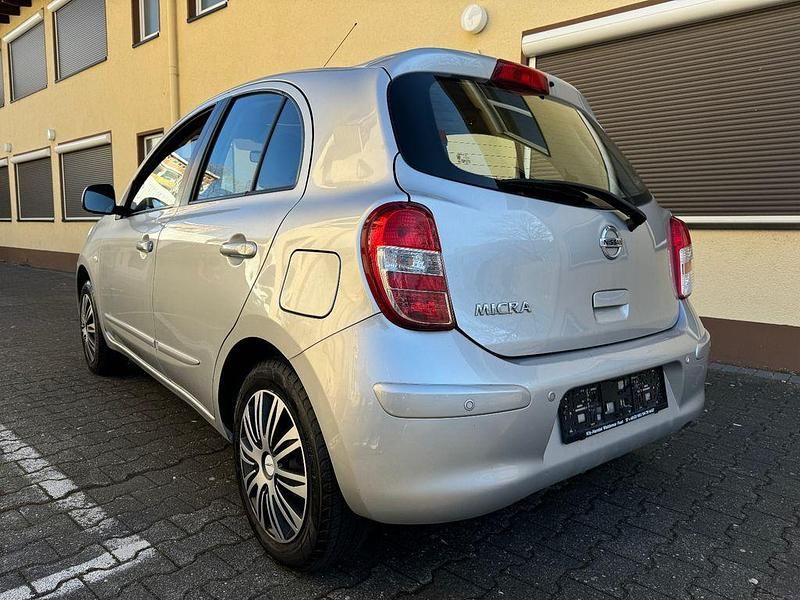 Gebraucht Nissan Micra Acenta 80 PS (58 kW) 2012 Silber Kleinwagen