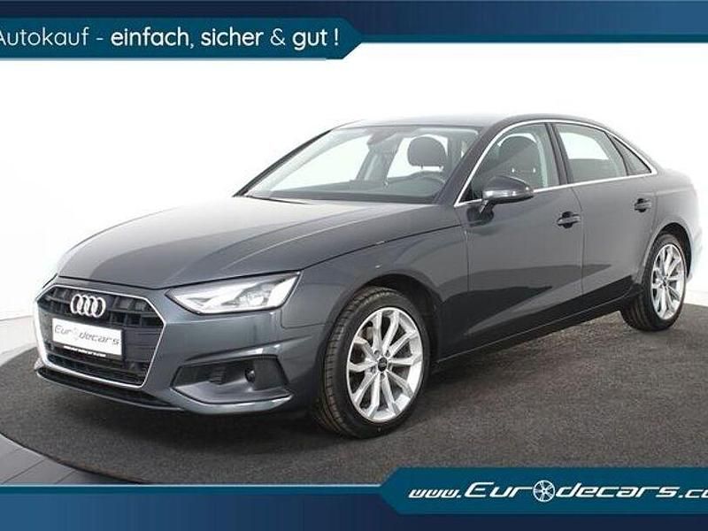 Grau Gebraucht 2021 Audi A4 Sport Limousine | 24.850 € (Fairer Preis) - Bild 1/4