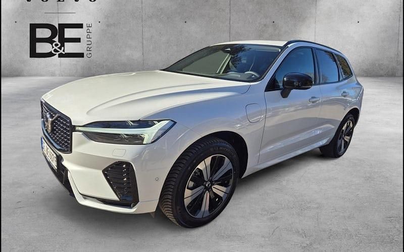 Weiß Gebraucht 2025 Volvo XC60 Plus SUV | 59.950 € (Teuer) - Bild 1/4