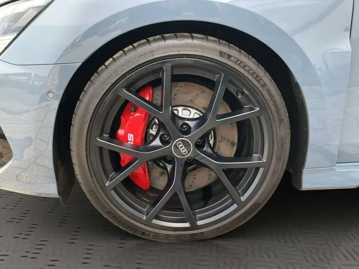 Gebraucht Audi RS3 Sport 400 PS (294 kW) 2022 Grau Limousine