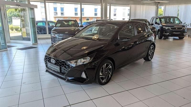 Phantom black Gebraucht 2023 Hyundai i20 GO! Kleinwagen | 15.990 € (Guter Preis) - Bild 1/4