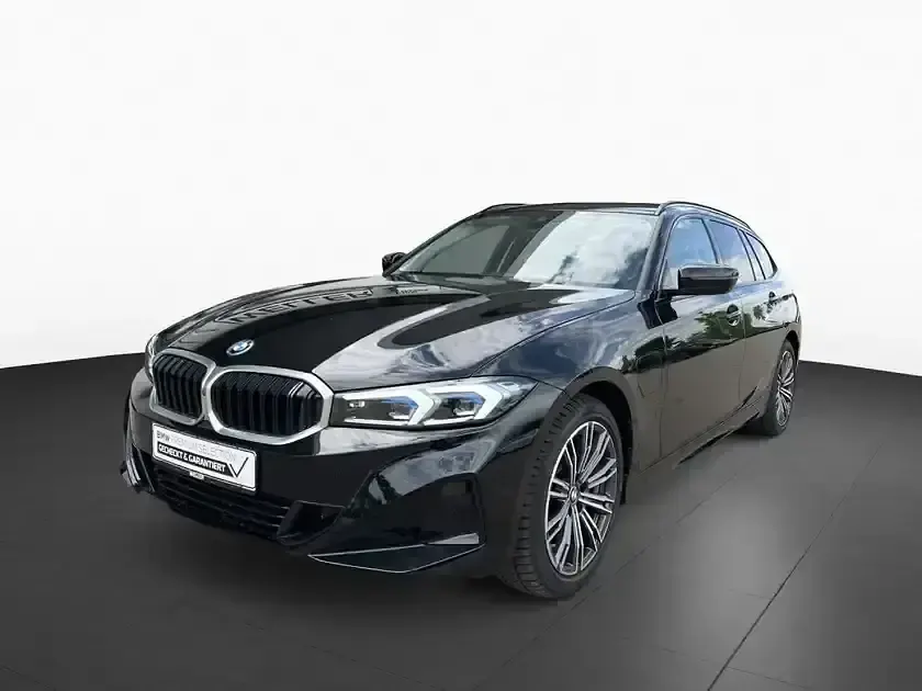 Usata BMW 330e Shadowline 292 CV (214 kW) 2025 Nero Station wagon