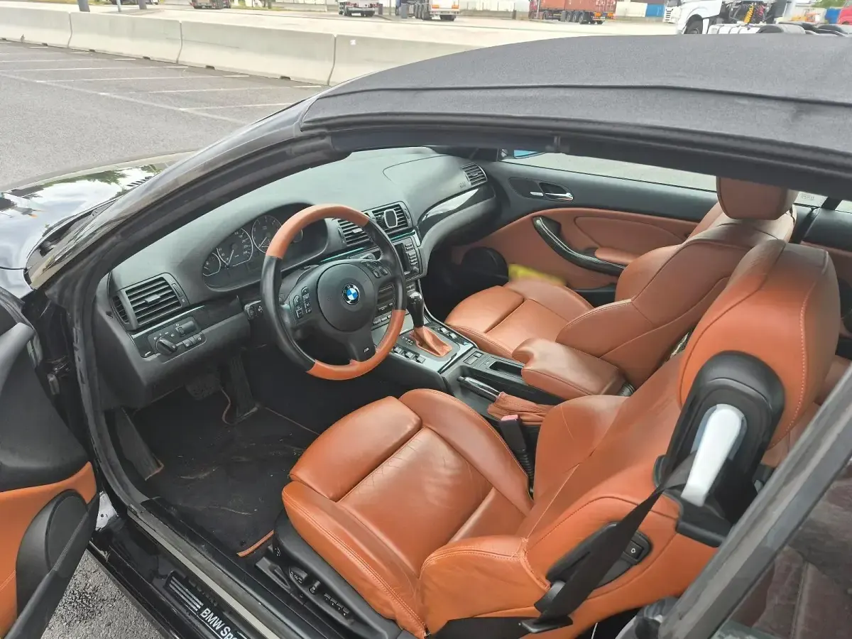 Gebraucht BMW 325 Cabriolet Sport Line 192 PS (141 kW) 2005 Schwarz Cabrio