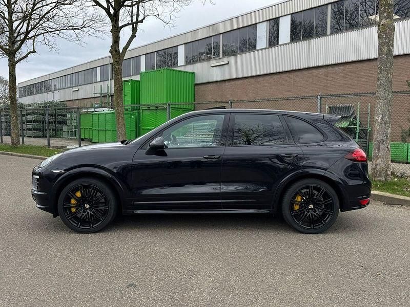 Gebraucht Porsche Cayenne 420 PS (308 kW) 2012 Schwarz SUV