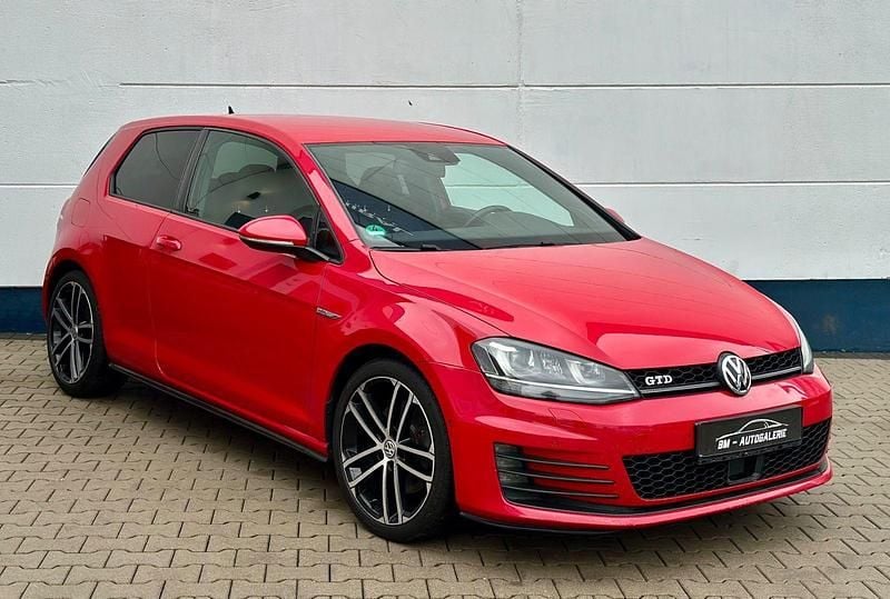 Gebraucht VW Golf GTD 184 PS (135 kW) 2015 Rot Coupé