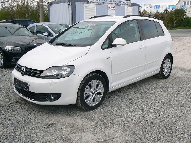 Używany VW Golf Plus Cross Life 105 KM (77 kW) 2013 Biały Minivan