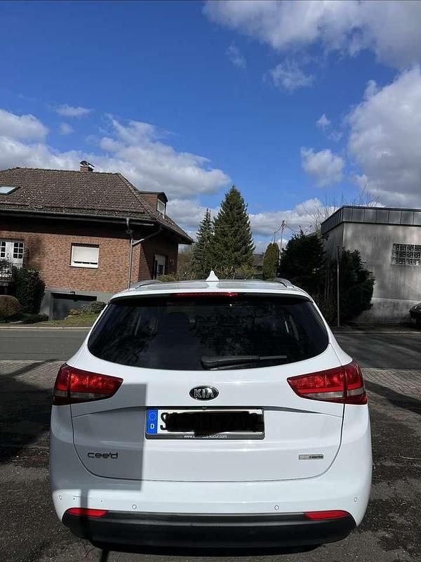 Gebraucht Kia Ceed DREAM-TEAM Edition 136 PS (100 kW) 2018 Kleinwagen