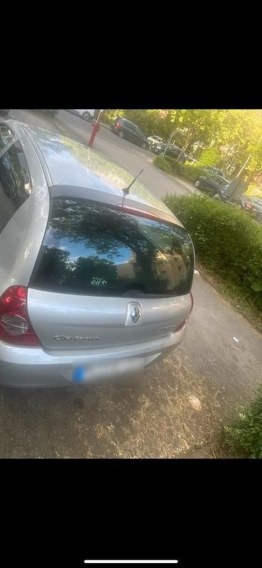 Gebraucht Renault Clio II Campus 75 PS (55 kW) 2006 Grau Kleinwagen