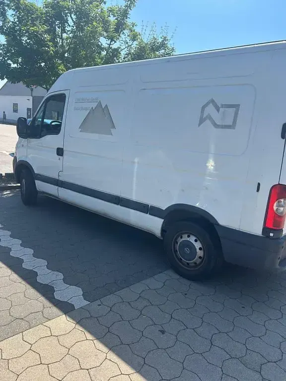 Gebraucht Nissan Interstar 120 PS (88 kW) 2009 Weiß Van