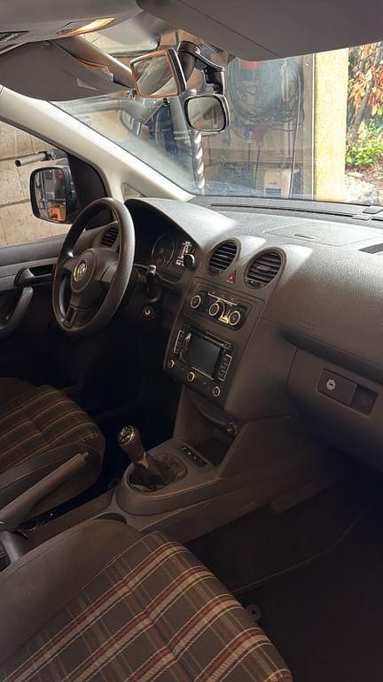 Gebraucht VW Caddy Maxi 102 PS (75 kW) 2013 Grau Van / Kleinbus