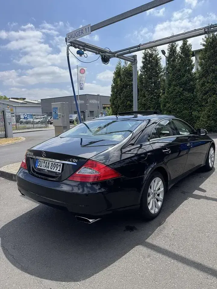 Gebraucht Mercedes CLS320 224 PS (164 kW) 2008 Schwarz Coupé