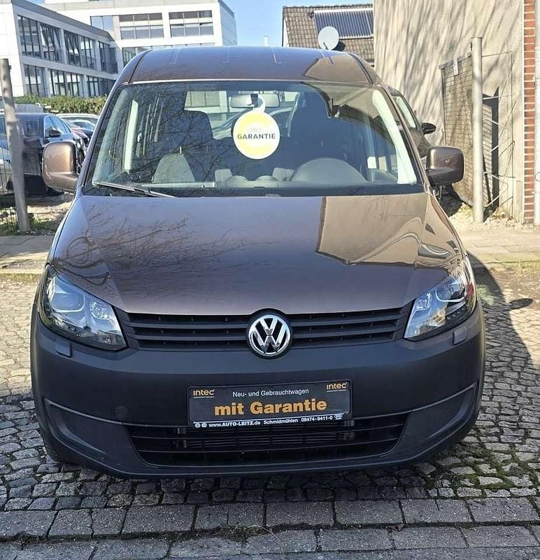 Gebraucht VW Caddy Maxi Team 140 PS (102 kW) 2015 Braun Van / Kleinbus