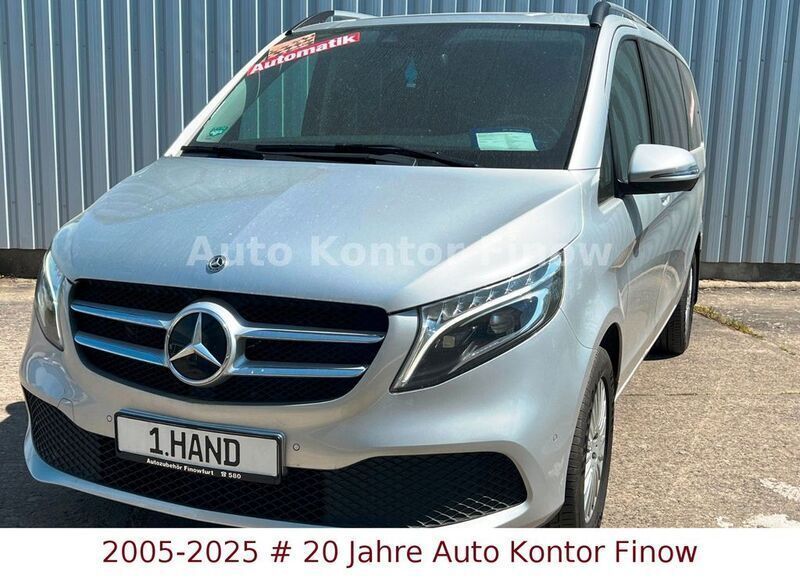 Brillantsilber met. Gebraucht 2019 Mercedes V300 Edition Van / Kleinbus | 37.900 € (Superpreis) - Bild 1/4