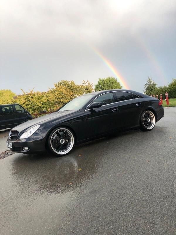 Schwarz Gebraucht 2008 Mercedes CLS350 Limousine | 12.999 € (Teuer) - Bild 1/4
