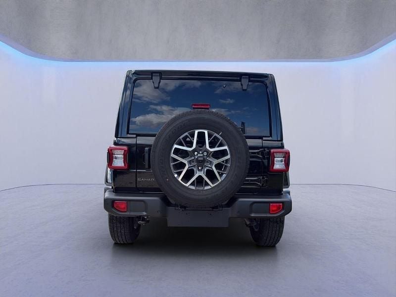 Neu Jeep Wrangler Sahara 272 PS (200 kW) 2025 Schwarz SUV