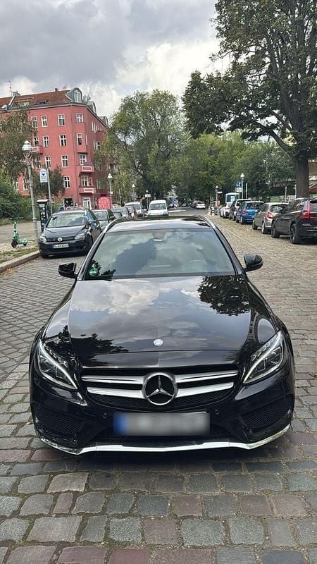 Schwarz Gebraucht 2016 Mercedes C180 AMG line Kombi | 17.000 € (Fairer Preis) - Bild 1/4