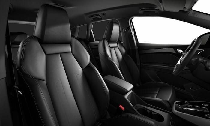 Gebraucht Audi Q4 e-tron Ambiente 210 kW (286 PS) 2025 Mythosschwarz SUV