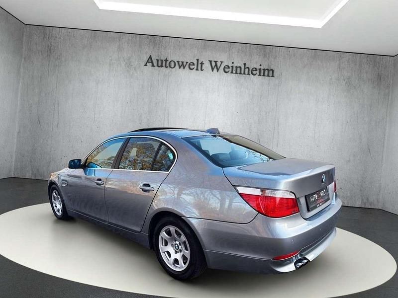 Gebraucht BMW 530 231 PS (169 kW) 2003 Grau Limousine