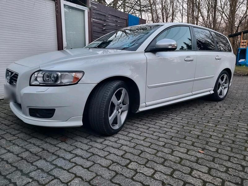 Gebraucht Volvo V50 109 PS (80 kW) 2012 Weiß Kombi