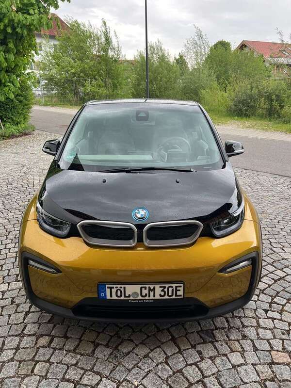 Gold Gebraucht 2022 BMW i3 Kleinwagen | 21.300 € (Fairer Preis) - Bild 1/4