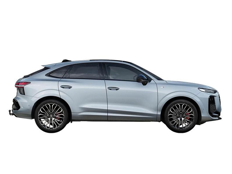 Gebraucht Audi Q3 Sportback S-Line 204 PS (150 kW) 2026 [1x1x] pfeilgrau perleffekt SUV